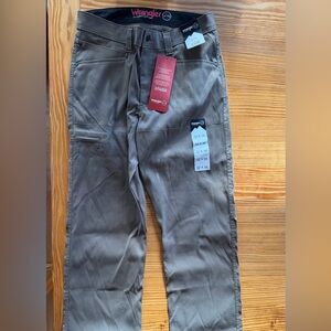Wrangler Men's Khaki Chinos